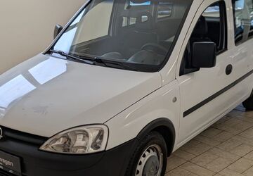 Opel Combo 69.000 km 5.790 &euro; Jübek 24855