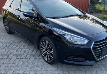 Hyundai i40 176.000 km 6.500 &euro; Husum 25813