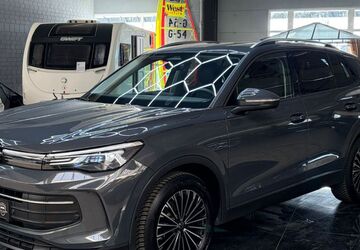 VW Tiguan 19.865 km 37.995 &euro; Husum 25813