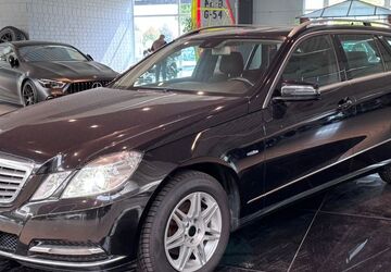 Mercedes-Benz E 200 391.485 km 3.695 &euro; Husum 25813
