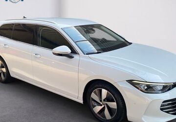 VW Passat Variant 45.456 km 32.990 &euro; Husum 25813