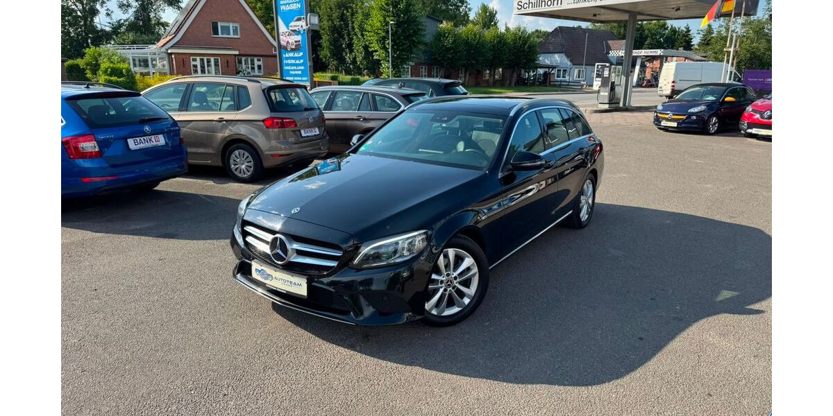 Mercedes-Benz C 220 136.530 km 19.999 &euro; Hemme 25774