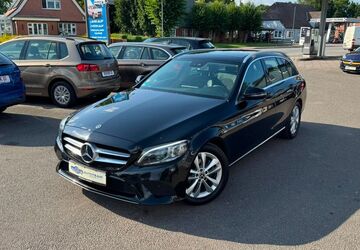Mercedes-Benz C 220 136.530 km 19.999 &euro; Hemme 25774