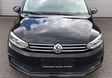 VW Touran 182.178 km 12.444 &euro; Gammellund 24855