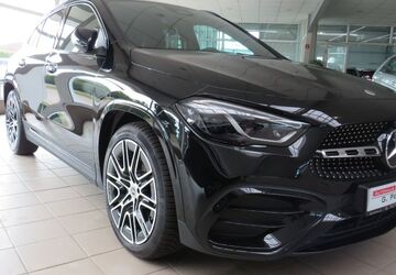 Mercedes-Benz GLA 200 13.700 km 41.900 &euro; Silberstedt 24887