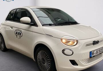 Fiat 500e 4.700 km 19.990 &euro; Husum 25813