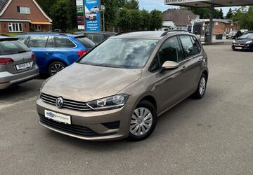 VW Golf 144.905 km 9.299 &euro; Hemme 25774