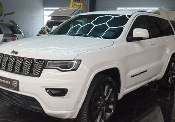Jeep Grand Cherokee 105.585 km 24.995 &euro; Husum 25813