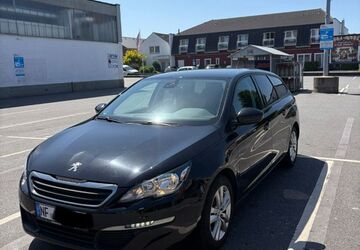 Peugeot 308 159.800 km 4.500 &euro; Struckum 25821